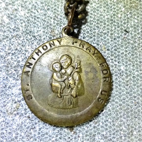 1930s antique St Anthony necklace~exquisitely beautiful! - Picture 1 of 3